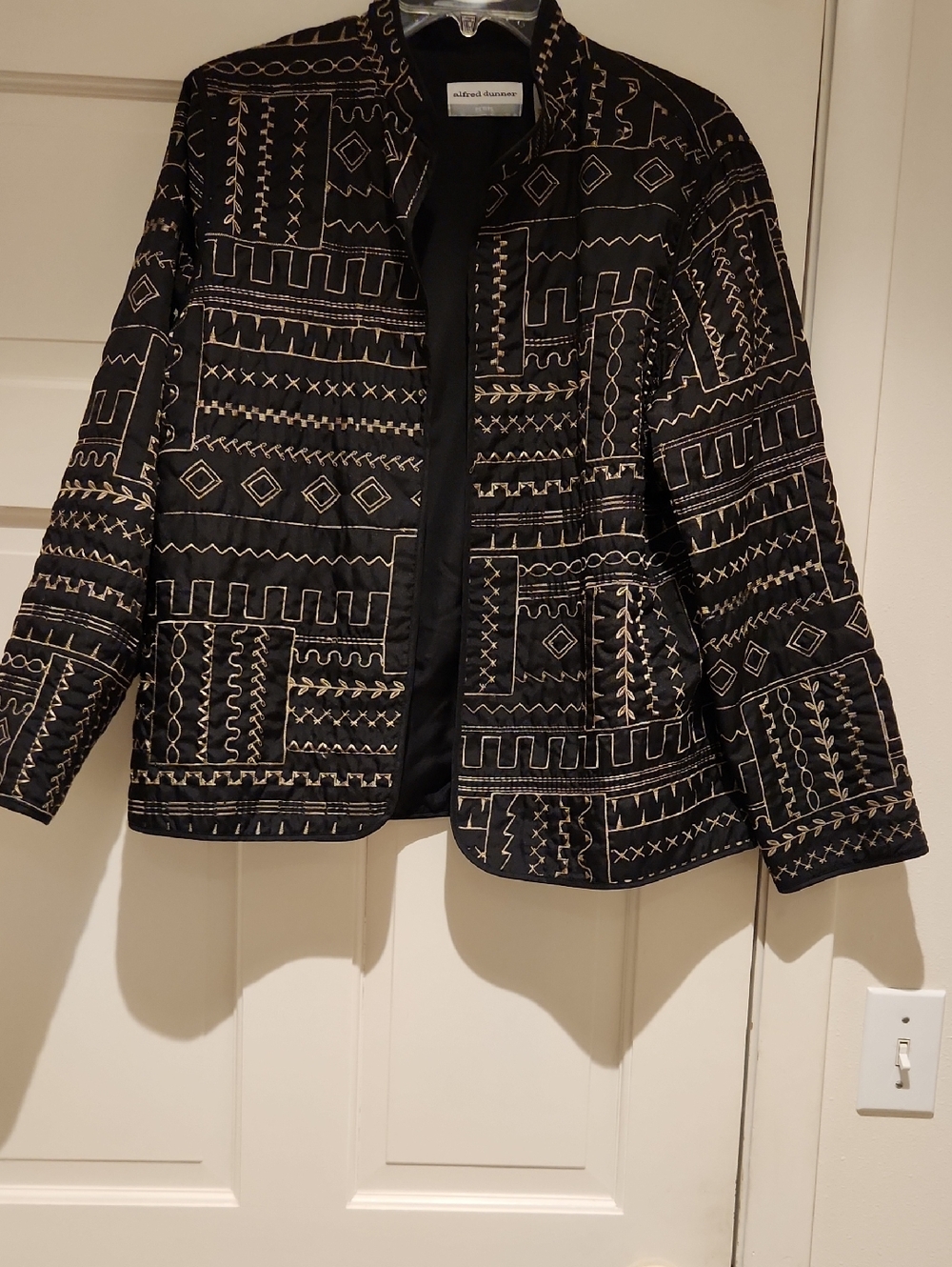 Alfred Dunner Black Quilted Jacket with Cream Embroidery Women's 14P